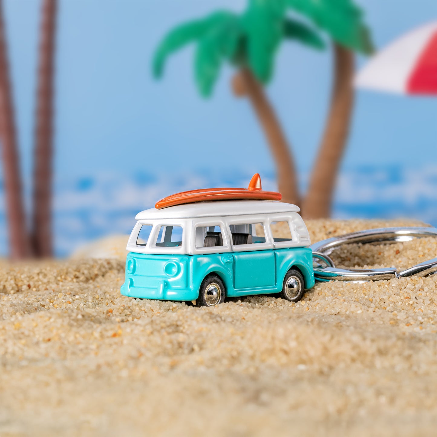 MTM228-01 (Surfer Van)
